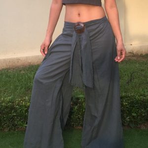 pants with coconut buckle