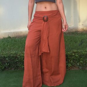 pants with coconut buckle
